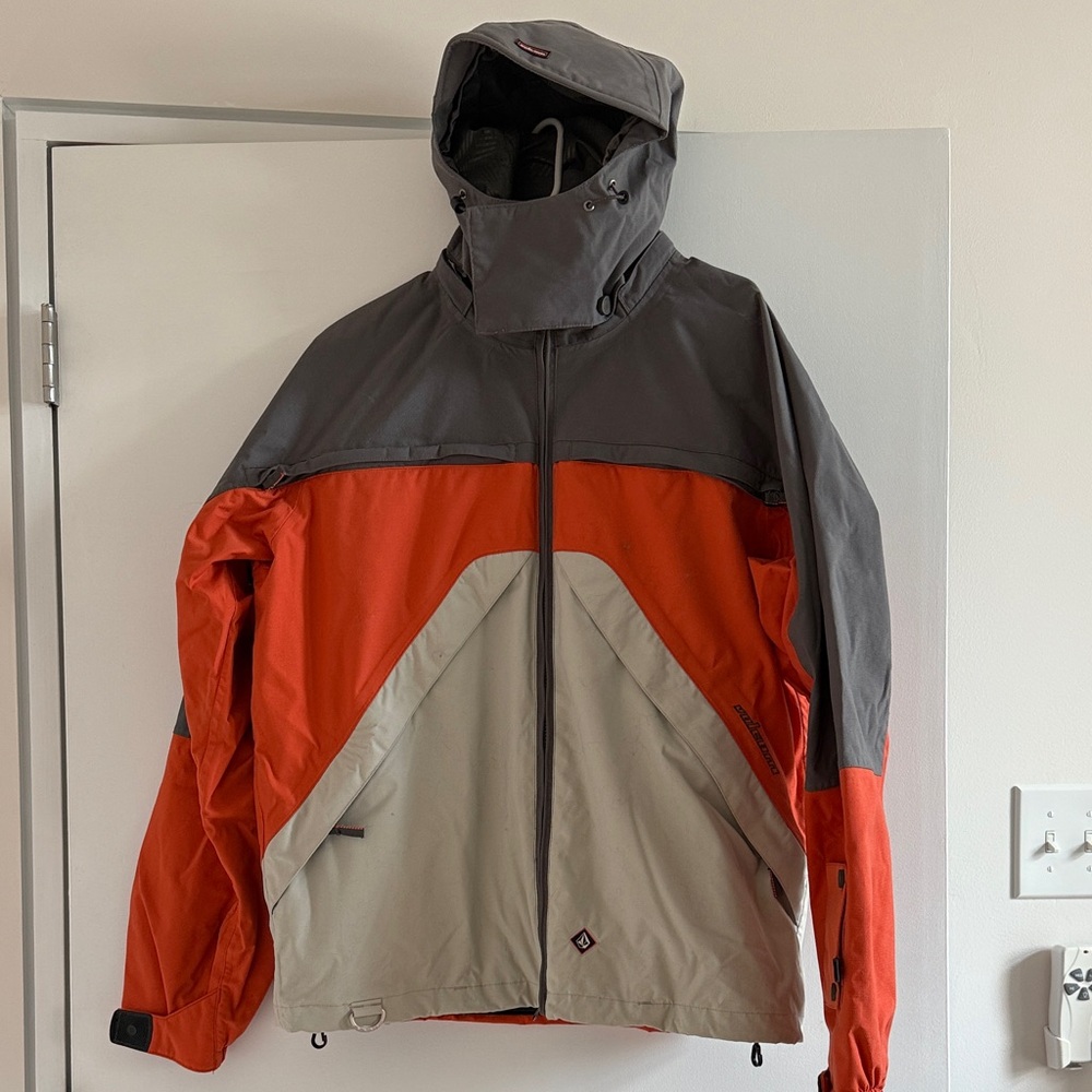 Volcom Men's Gray and Orange Outdoor Ski Snowboarding Jacket